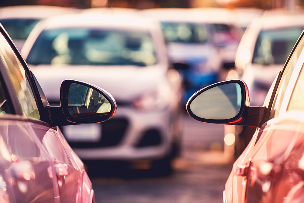 Cómo la Movilidad Urbana en Barcelona Impacta en el Uso de Recambios de Coche